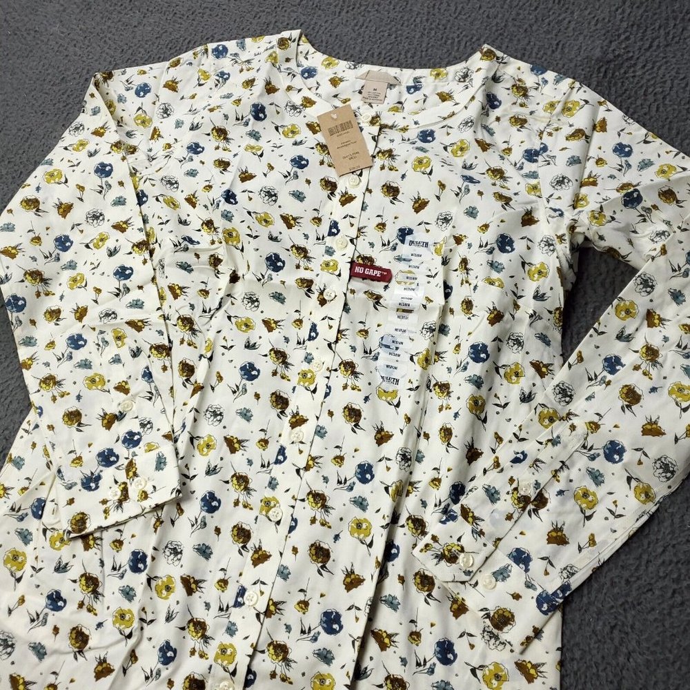 NEW $69.50 Duluth Wrinklefighter Button Shirt Multicolor Womens Size M Medium - Picture 3 of 7